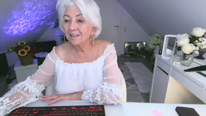 LovelyHelena