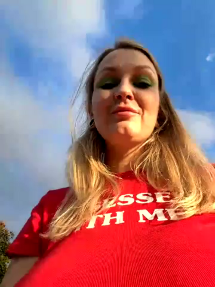 Teya_moon_