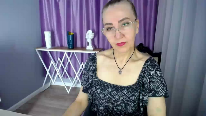 queen_a_n_i