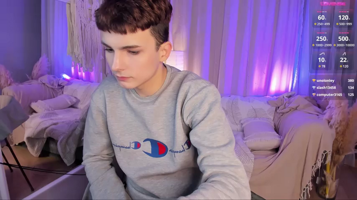 Call_me_Leo_