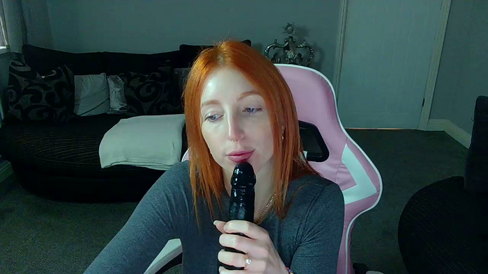 Red_firesquirt