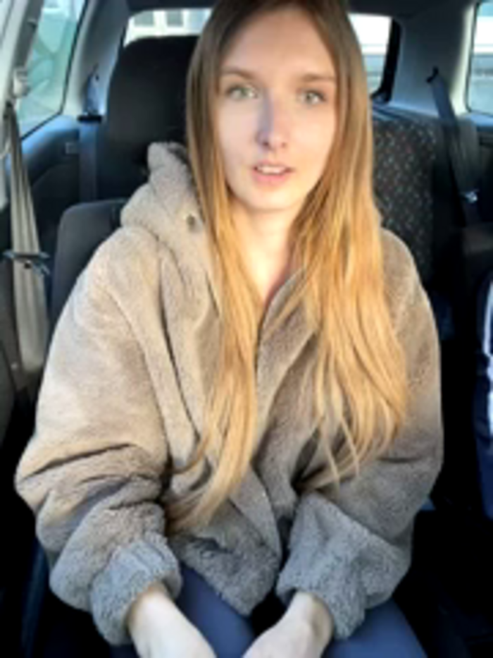 AnnyBelle_