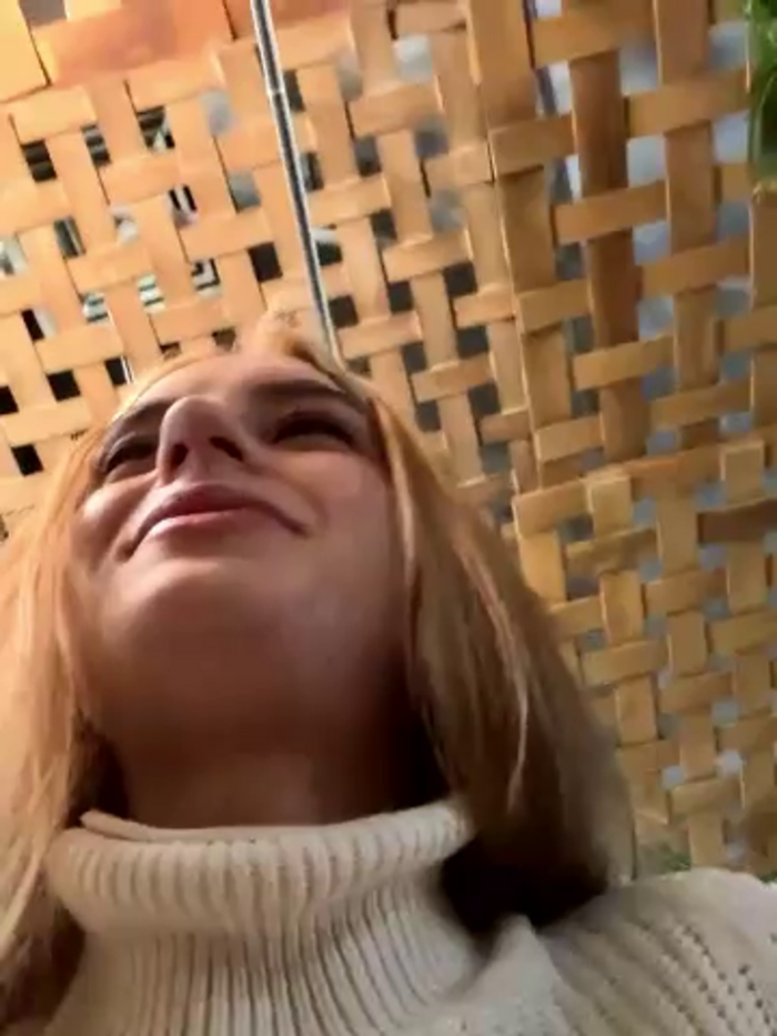 -AngelAri-