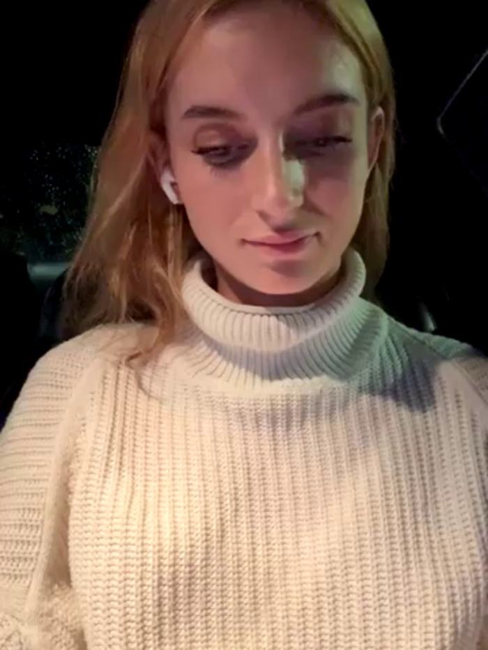 -AngelAri-