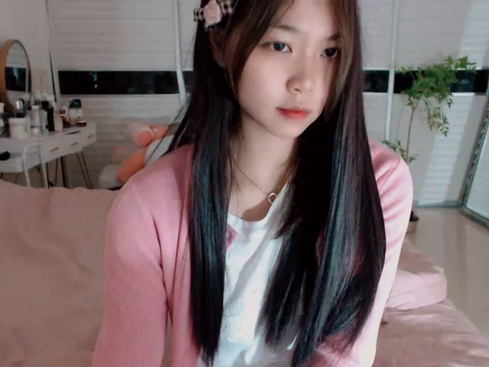 -Lucky_Girl