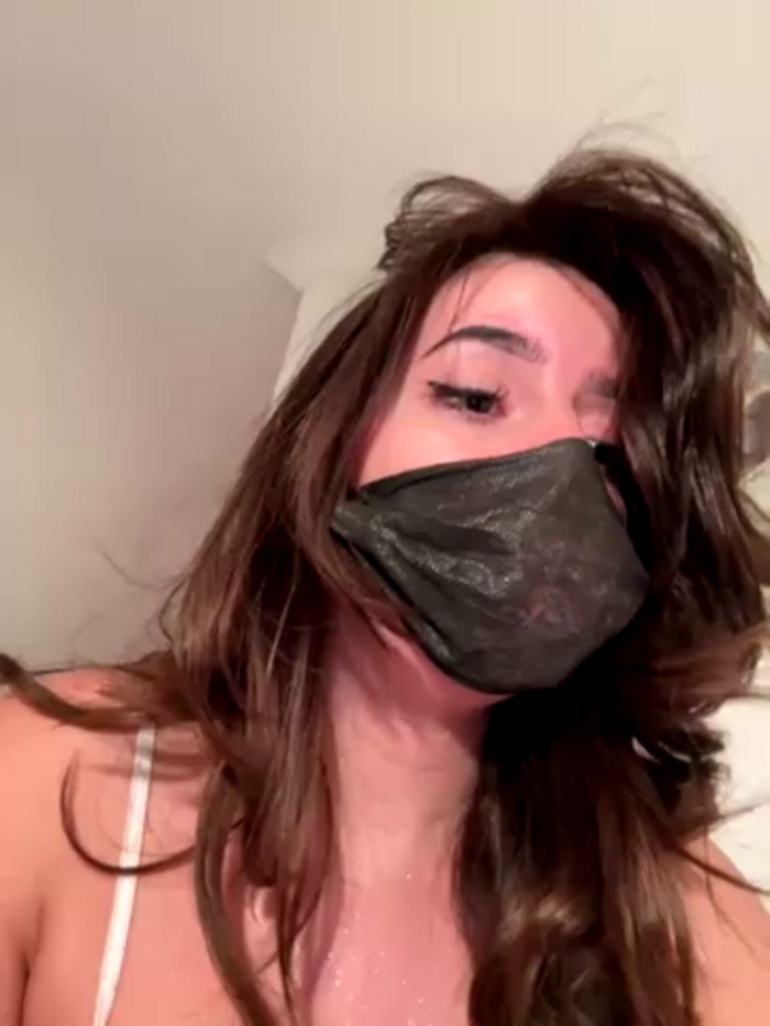Hot_malak