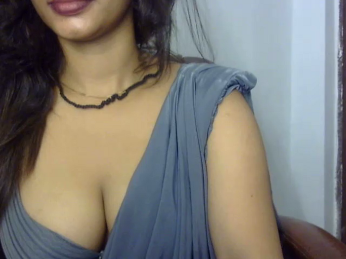 SEXY-MAHI-