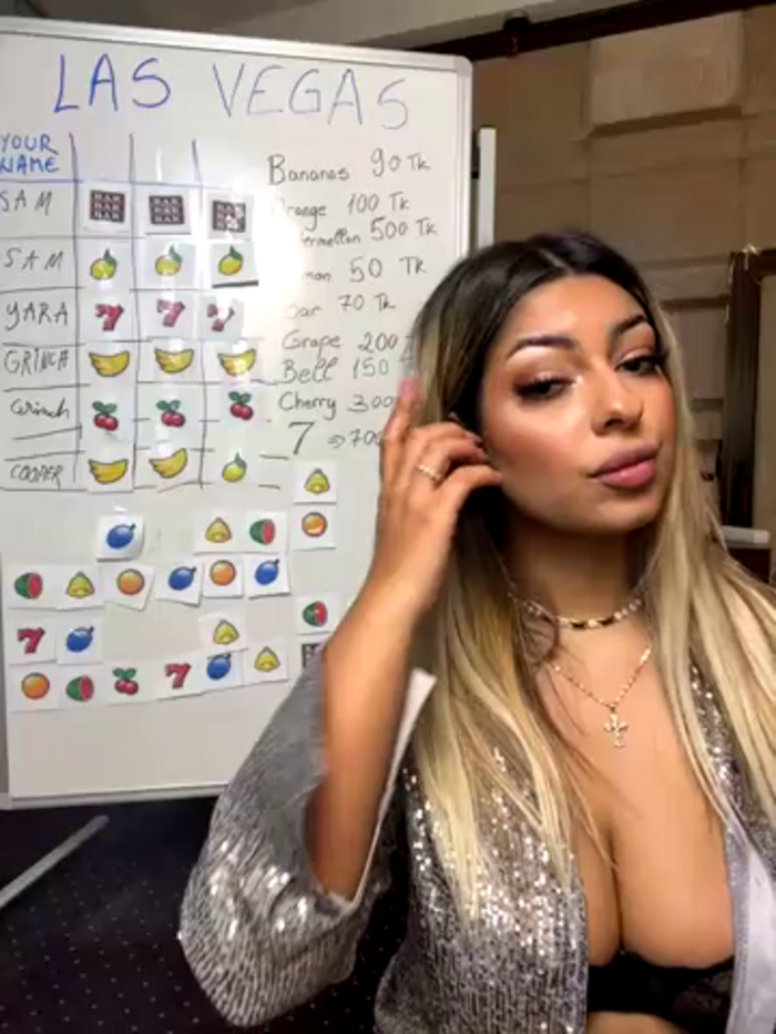 YaraMoon_