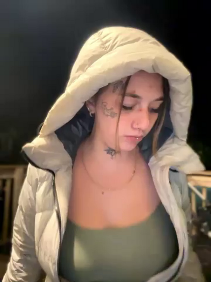 chloetease