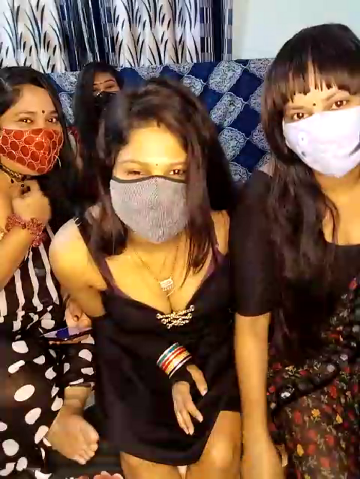 Indian_hotmilfs