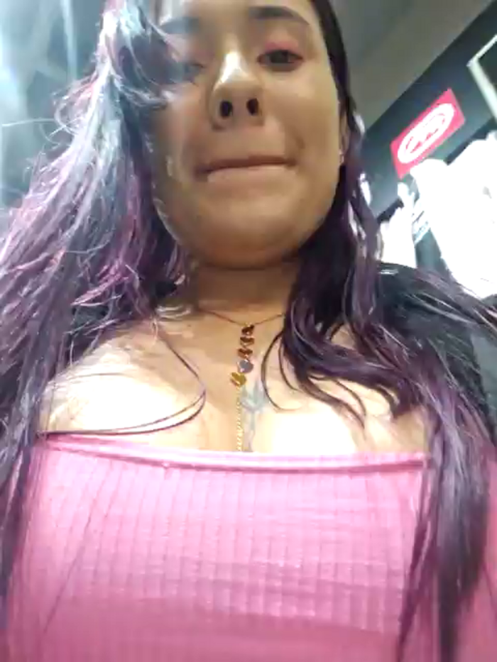 Blushing_Katy