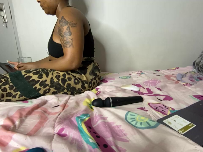 MissLola27