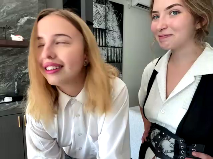 Nura_n_Sarah