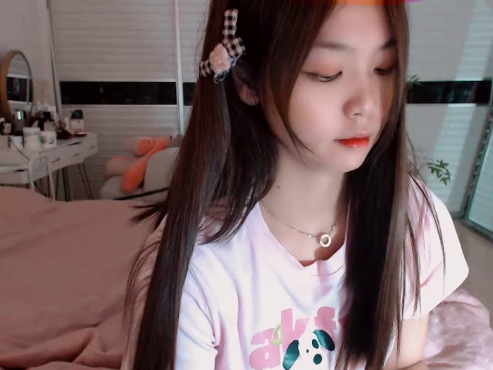 -Lucky_Girl