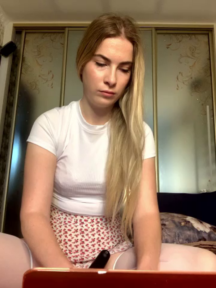 KissMissAngela