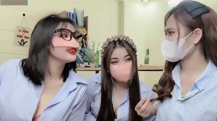 LyLy_Office