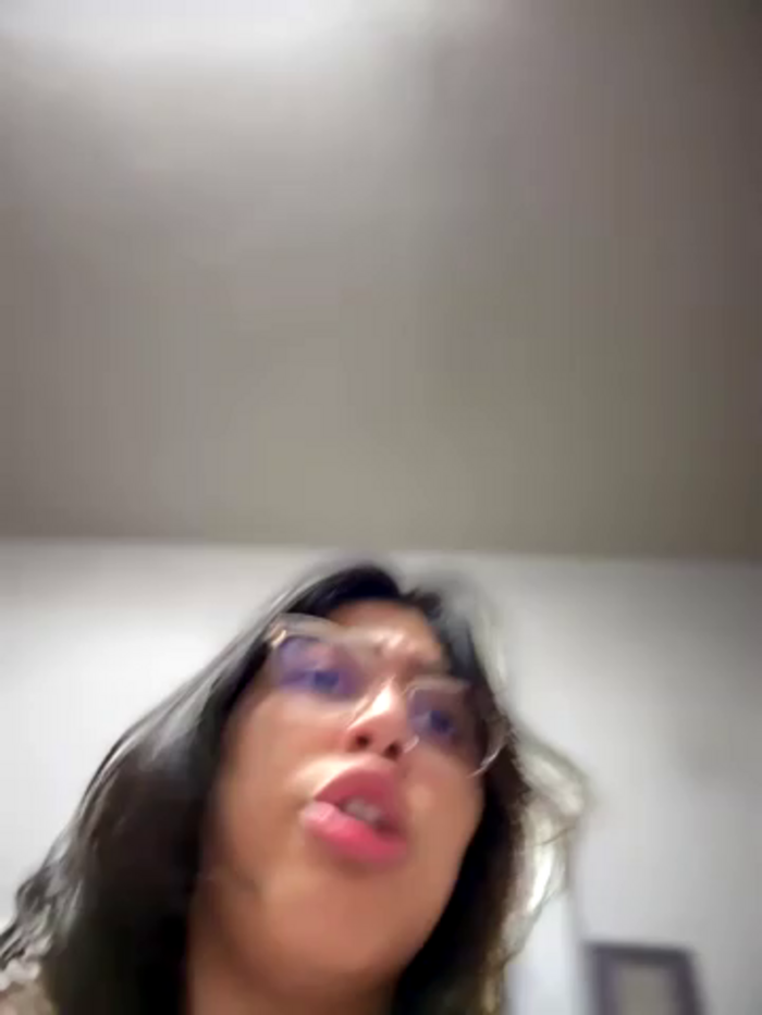 miacanela_xo