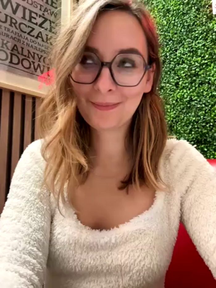 The_Snowwhitee