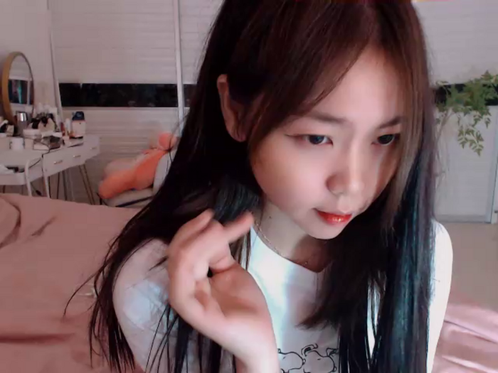 -Lucky_Girl