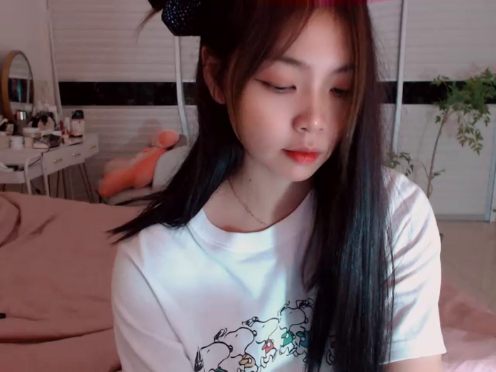 -Lucky_Girl