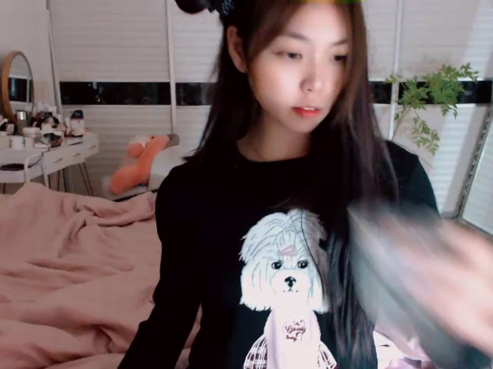 -Lucky_Girl