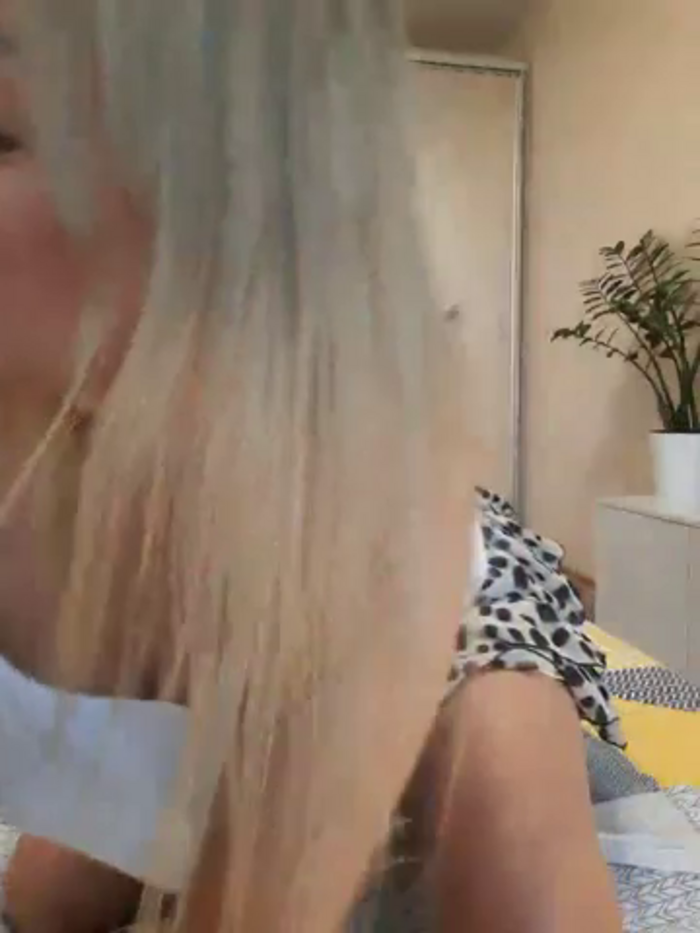 Liana_MilfHot