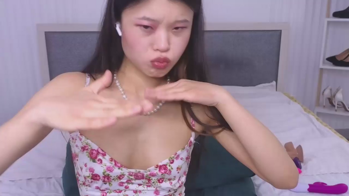 Tina_Kim_