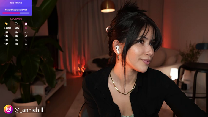anniehillofficial
