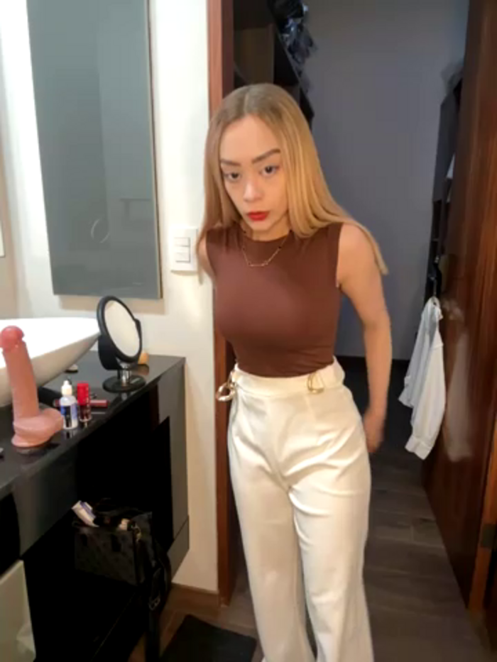 PinkBitch6