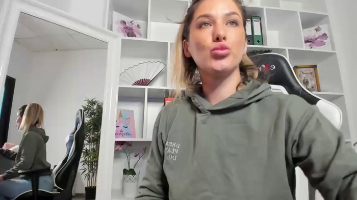 HotXMom