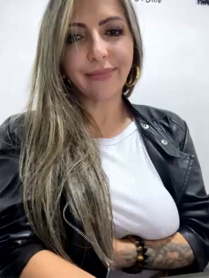 _Abril-Office1