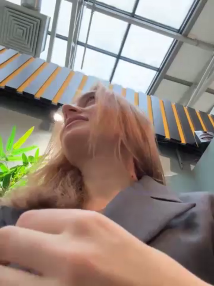 -AngelAri-
