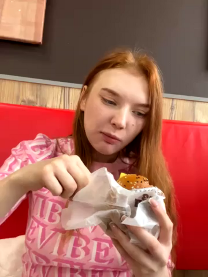 AmmyHot