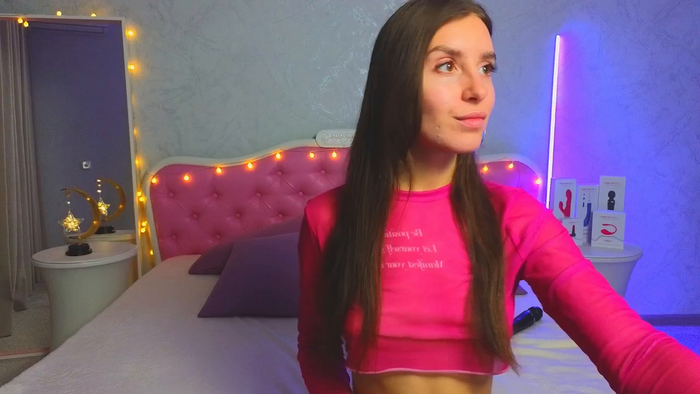 Ariana_Petite