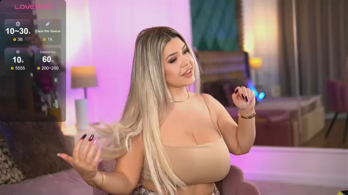 SophieBoobsX