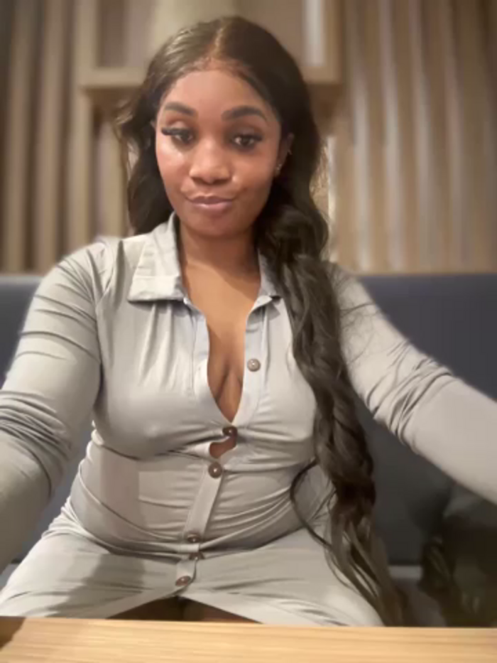 __Nessa__