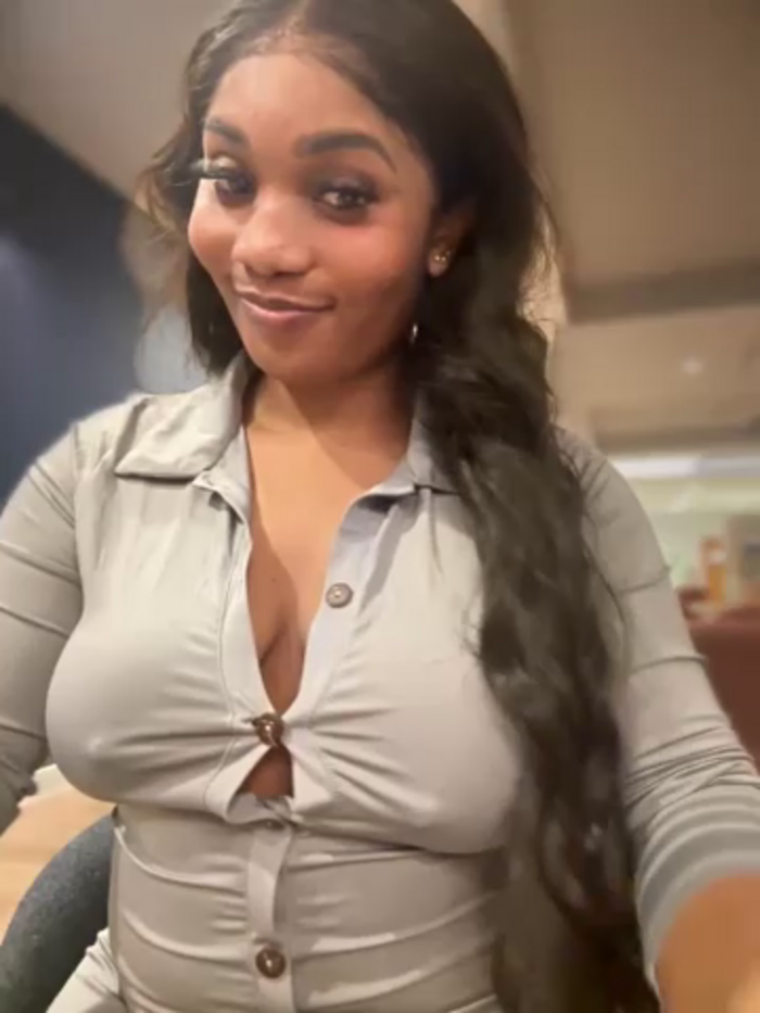 __Nessa__