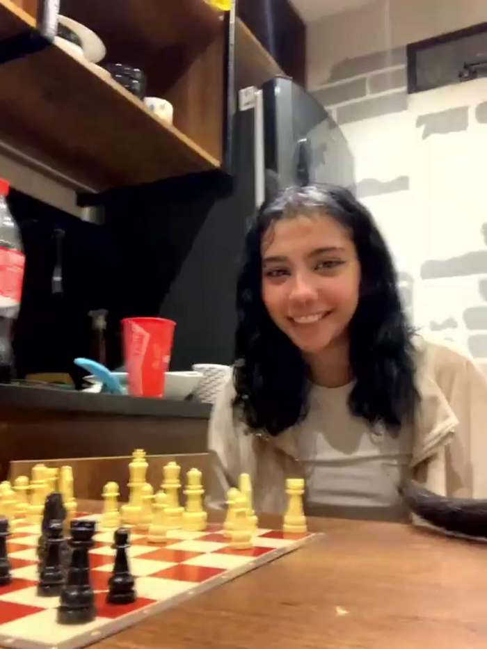 MIA_CUUTE-