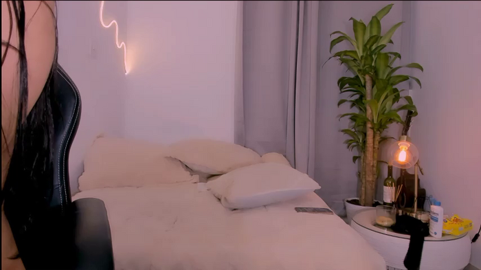 Miiafoxxx