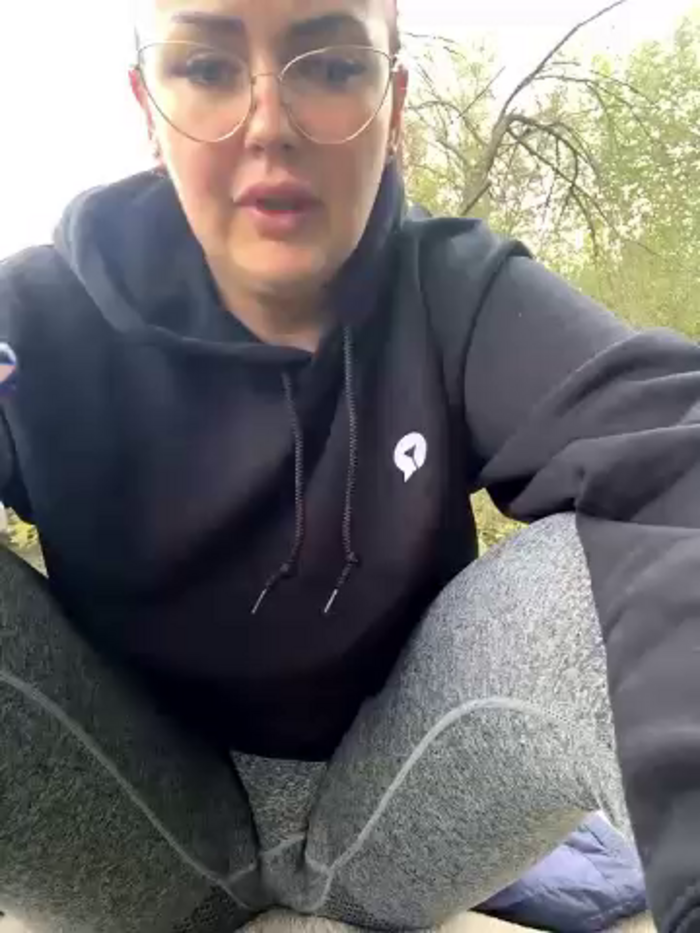 Young_hot_mom