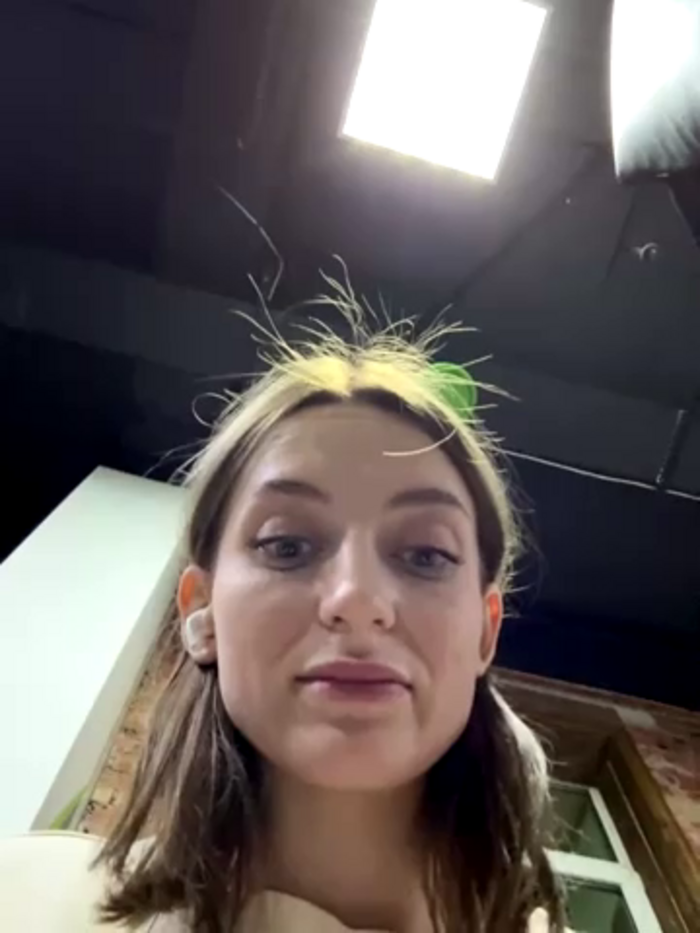 -AngelAri-