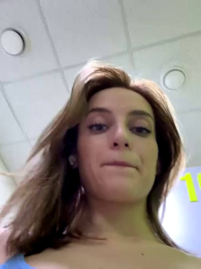 -AngelAri-