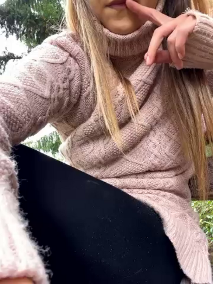 Risky_girl23