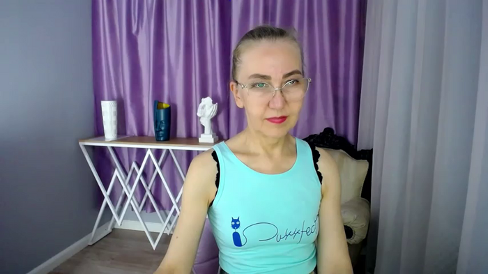 queen_a_n_i