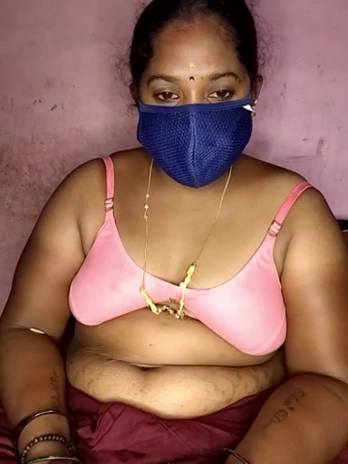 tamilvillagecouple1