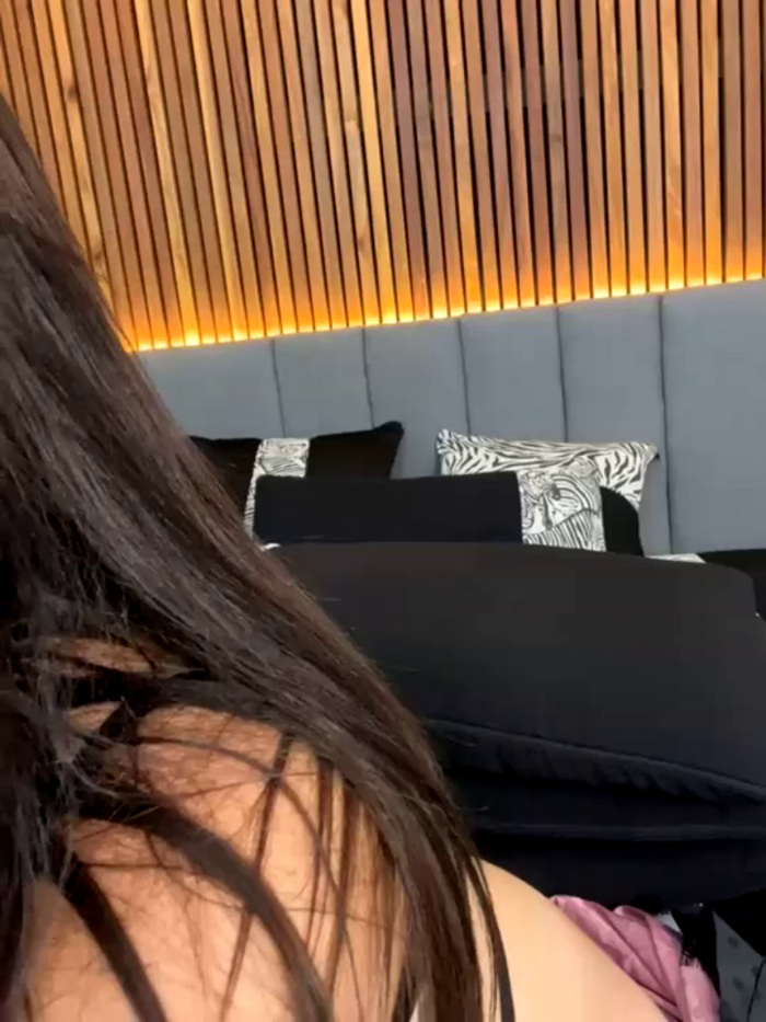 EmiilyAdams_