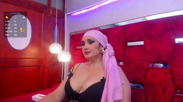 HijabiMilf