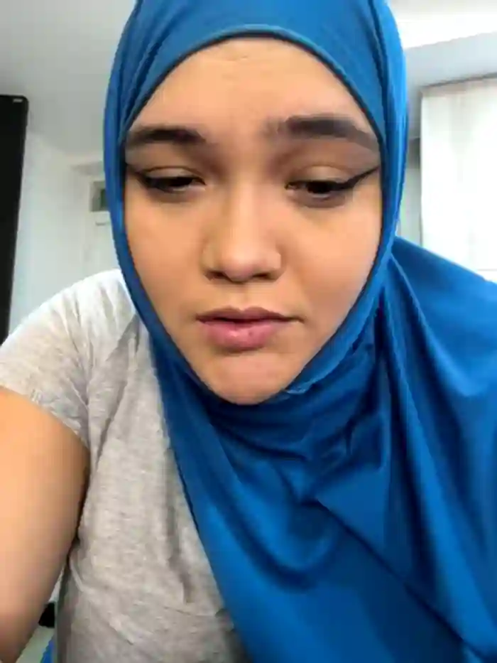 2024/10/08/stripchat-sweetmuslim01-01-20-08