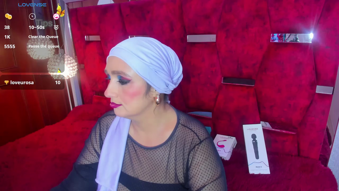 HijabiMilf
