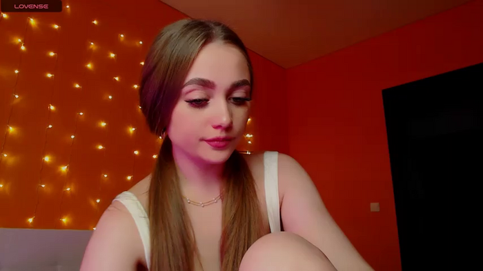 Mia__Shy